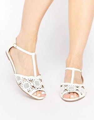 נעליים שטוחות נהדרות לריקודים, לא ננעלו