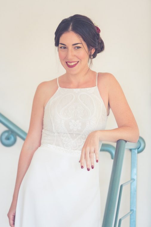 שמלה קלאסית ומיוחדת