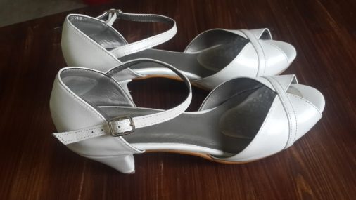 נעלי כלה קלאסיות למכירה מידה 40