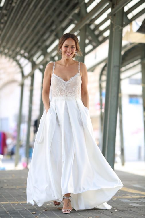 שמלת כלה שיקית – איכות במחיר שפוי!