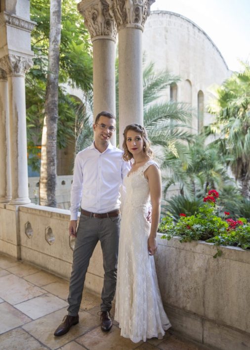 שמלה רומנטית מקסימה מהמעצב יואב ריש למכירה