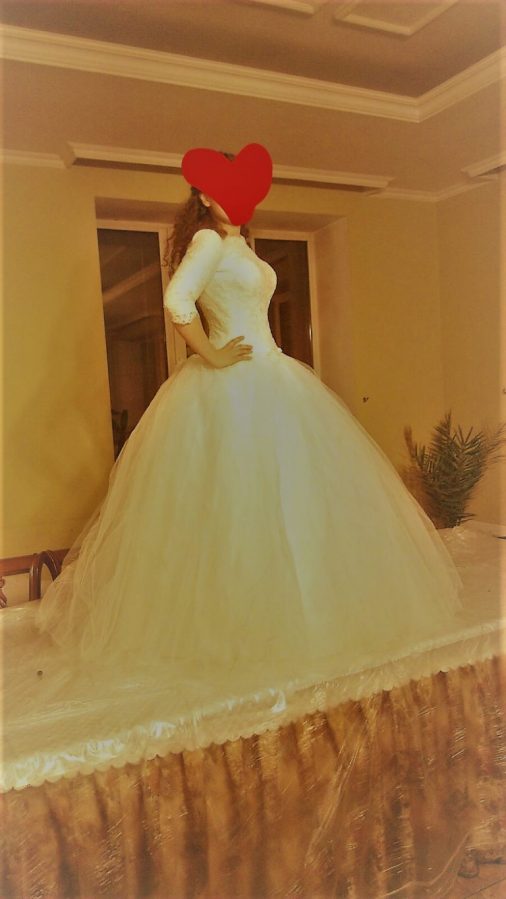 שמלת כלה צנועה