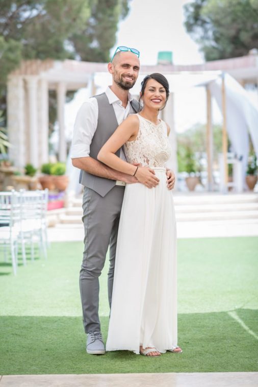 שמלת כלה והינומה