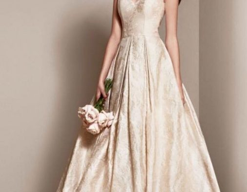 Vera Wang –  Double-Weaved Floral Matelasse Ball Gown