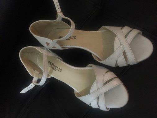 נעלי כלה של חברת ריפבליק