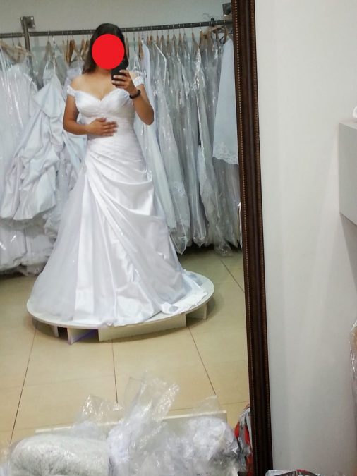 שמלת כלה קלאסית מדהימה