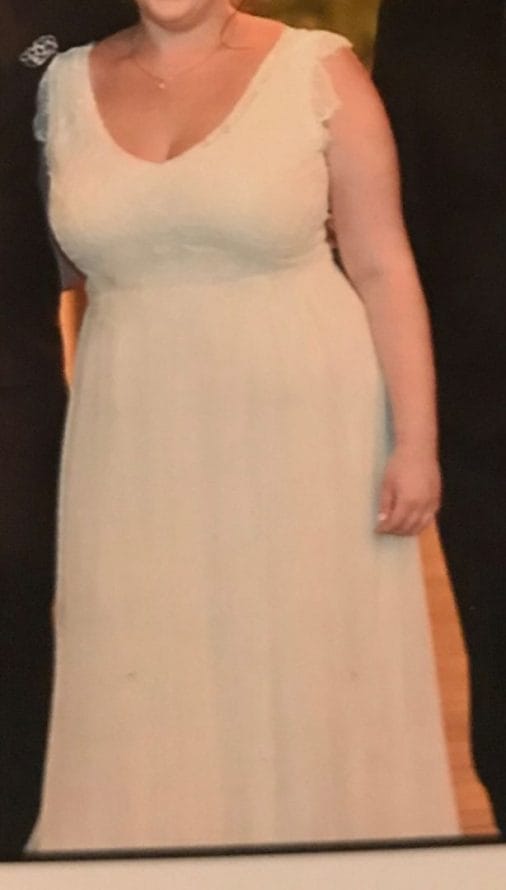 שמלת כלה עדינה, יפה ונוחה מאוד! במחיר מעולה :)