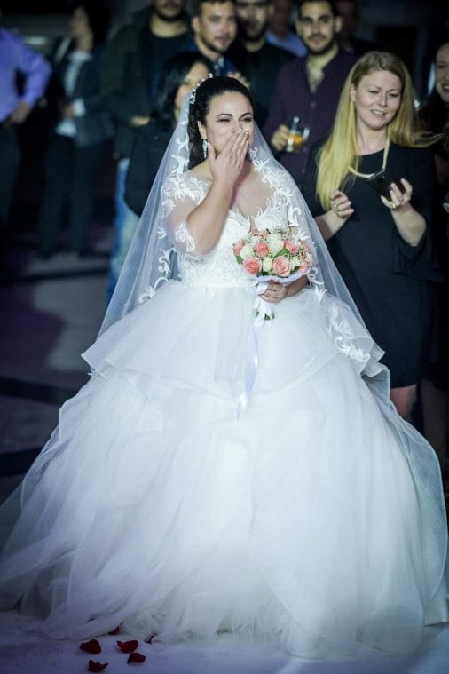 שמלת כלה מושלמת למלכה אמיתית :)