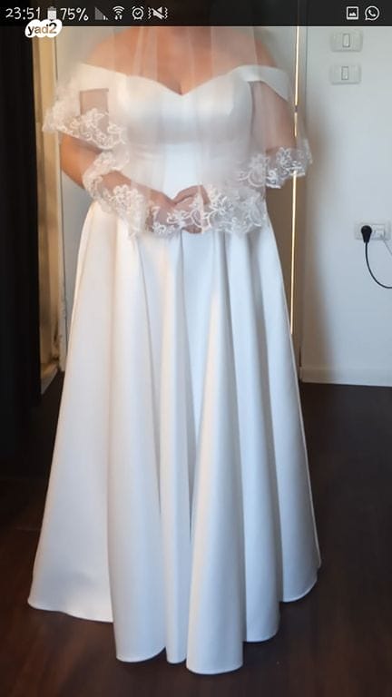 2 שמלות כלה למכירה